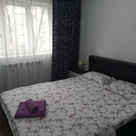 Penti Apartament Suceava Exterior foto